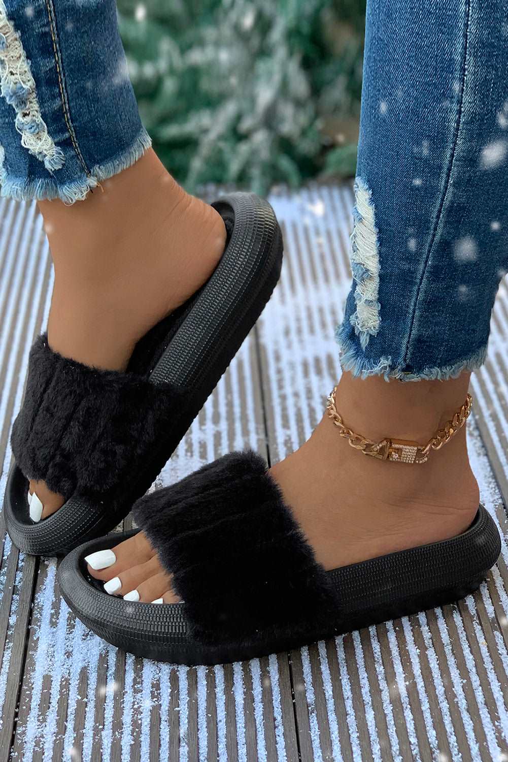 Black Comfy Plush Band Open Toe Flat Slippers - Bellisima Clothing Collective