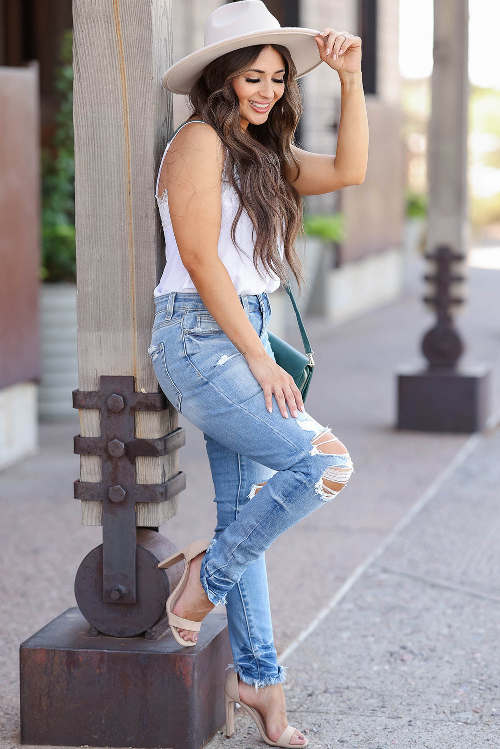 Light Blue Vintage Distressed Ripped Skinny Jeans - Bellisima Clothing Collective