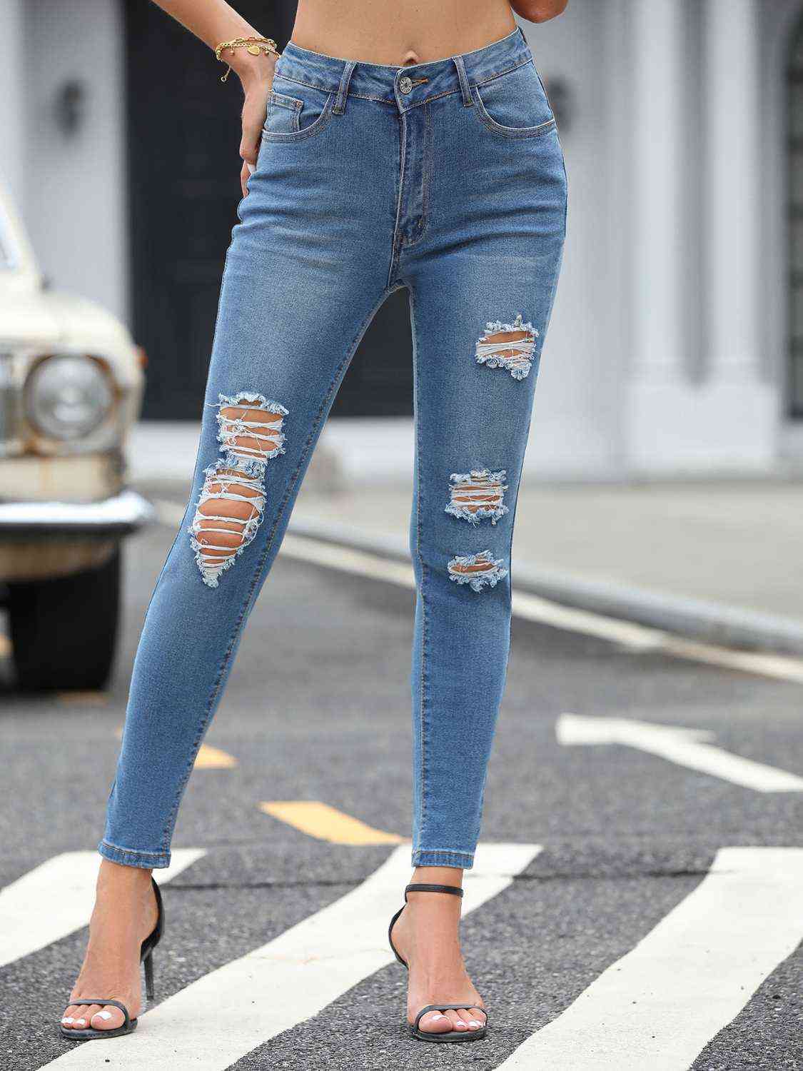 Distressed Skinny Jeans - Bellisima Clothing Collective